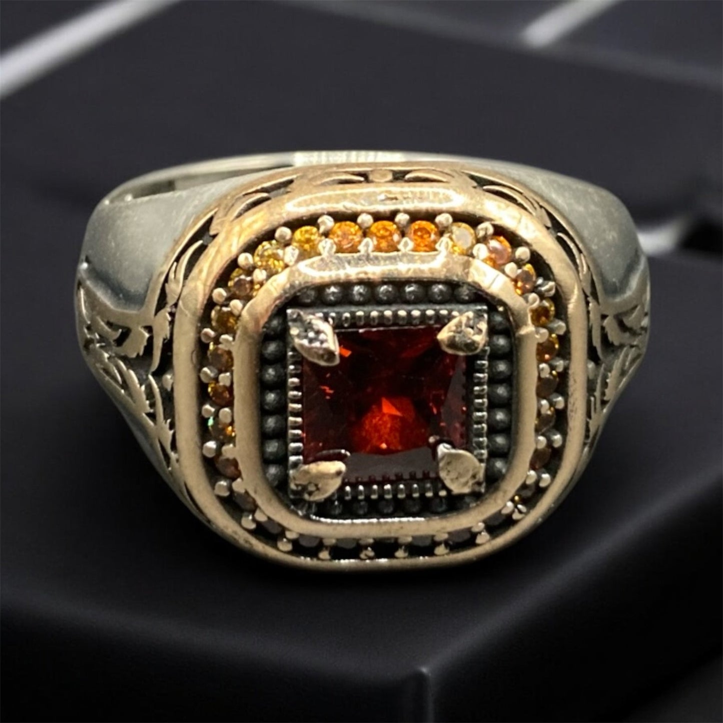 Chevalière Argent Onyx Rouge Zircons - Élégance et Style silverixshops
