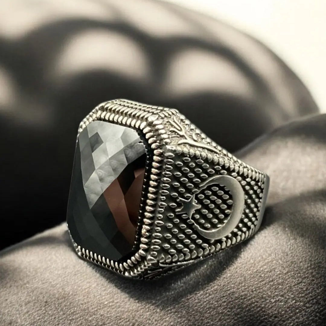 Chevalière en Argent Massif avec Onyx – Design Lune & Étoile silverixshops