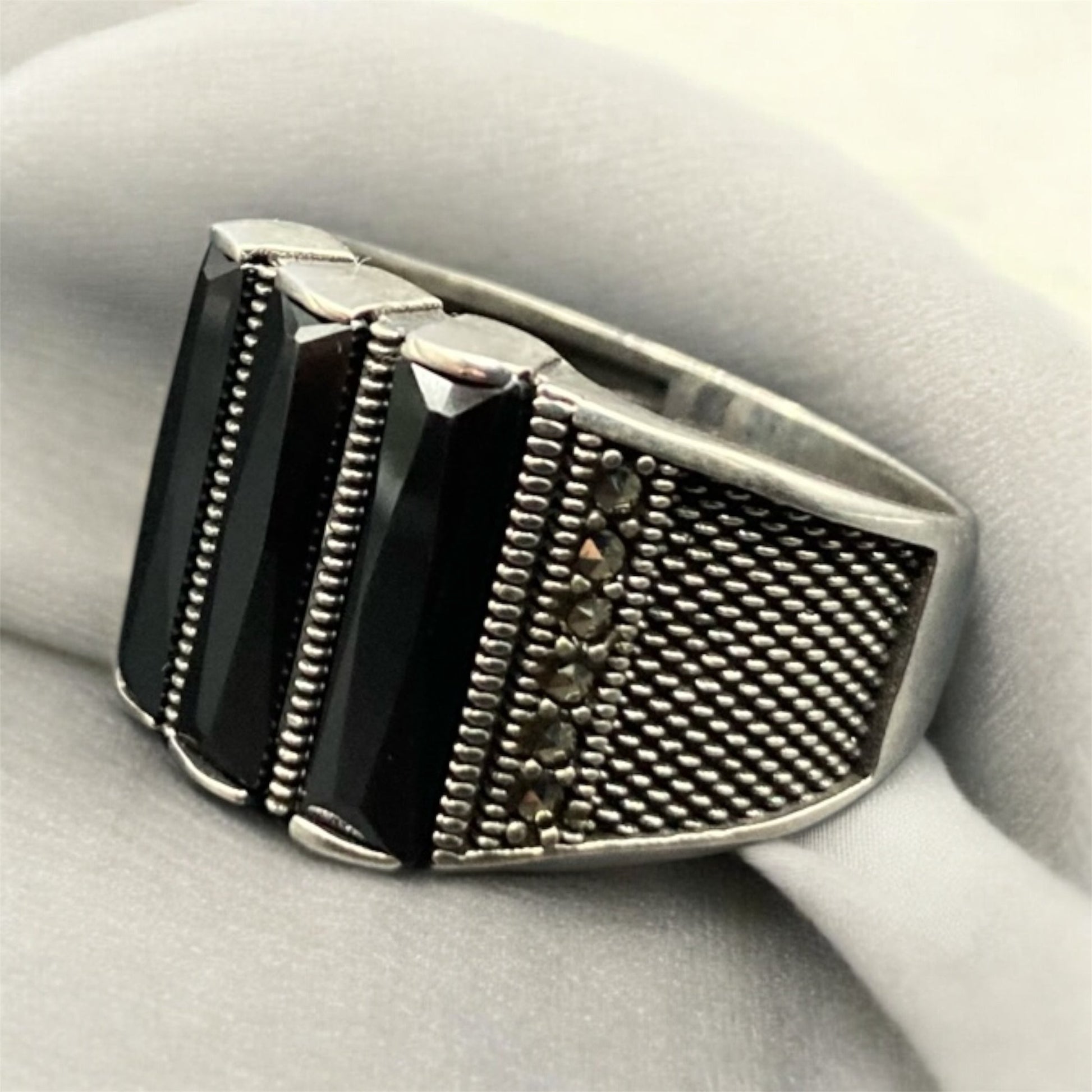 ChevalièreA rgent Onyx Homme - Élégance silverixshops