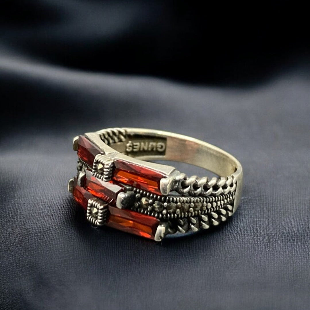 Chevalière Argent Onyx Rouge Zircon | Élégance et Brillance silverixshops