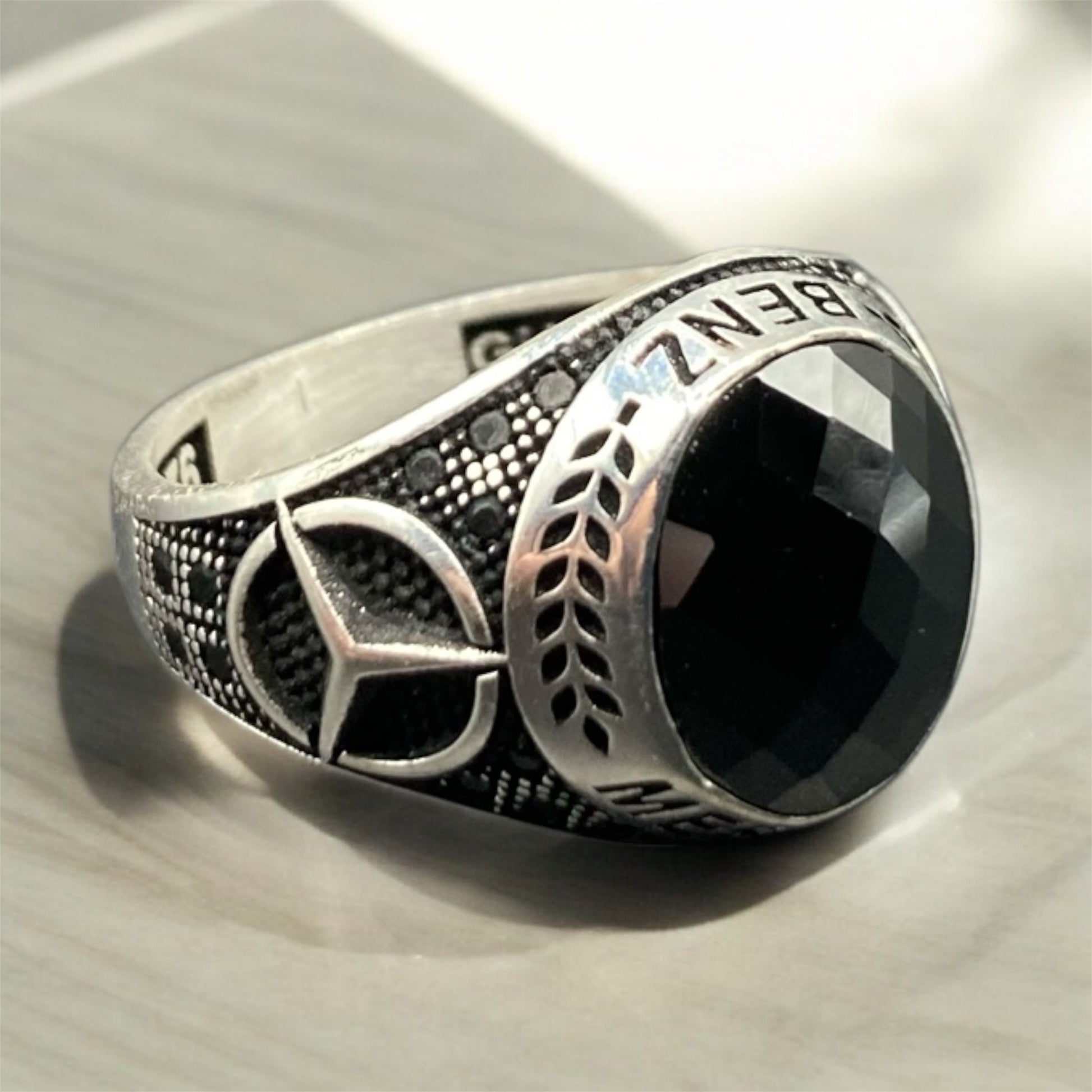 Bague Artisanale Argent Onyx - Mercedes | Élégance et Style silverixshops