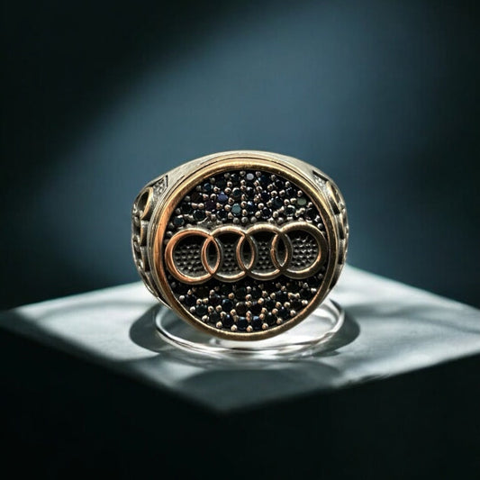 Chevalière Argent Zircon Audi Homme : Élégance et Performance silverixshops