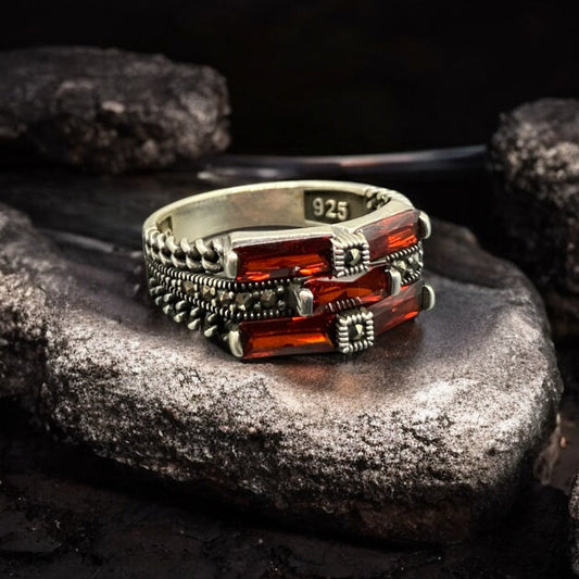 Chevalière Argent Onyx Rouge Zircon | Élégance et Brillance silverixshops